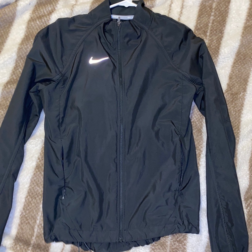 Nike windbreaker